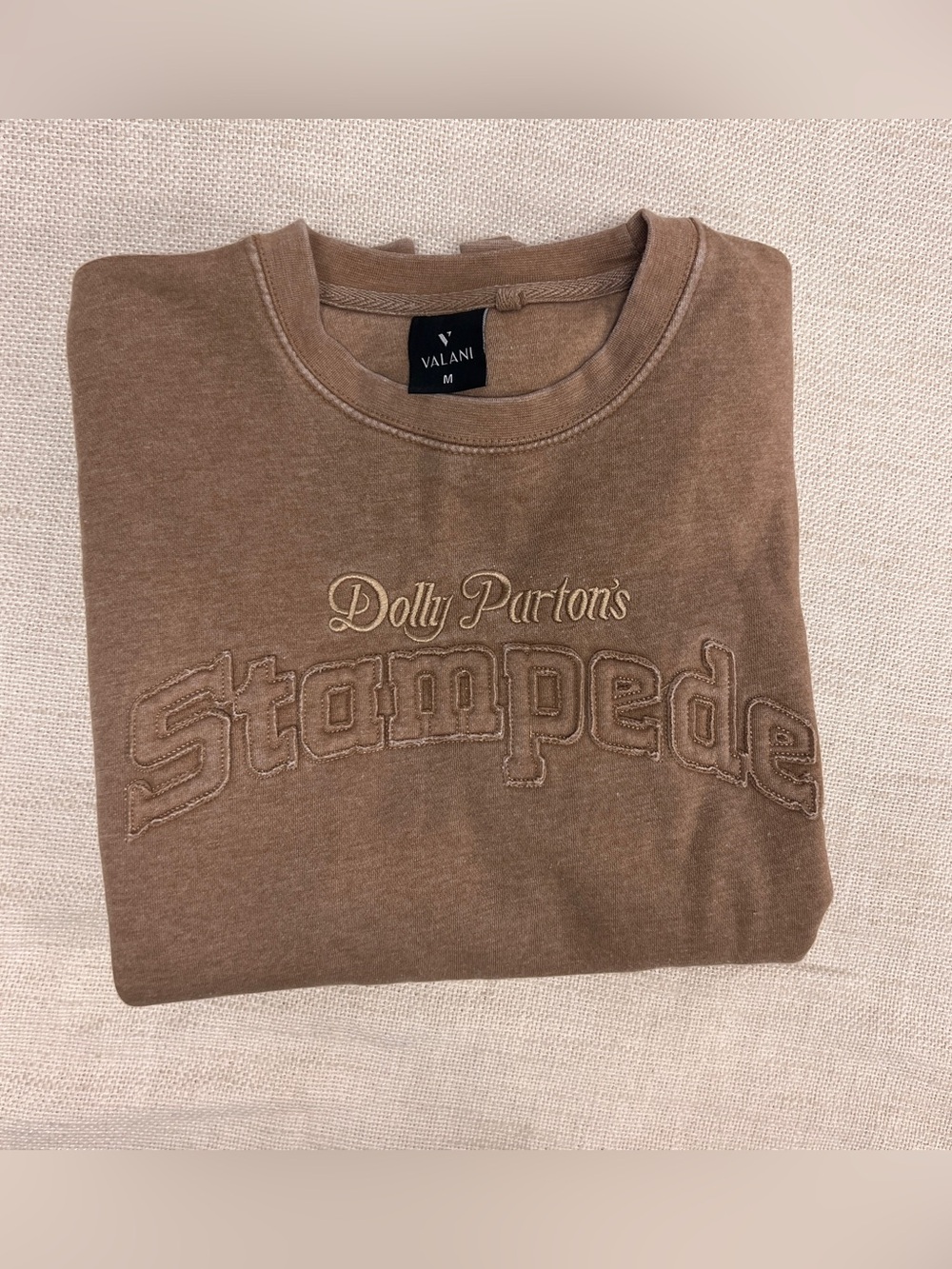 Dolly Parton's Stampede Mocha Brown Applique Crewneck Sweatshirt Medium Cozy